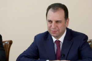 Վիգեն Սարգսյան․ Քաղաքական իրադարձությունների բերումով իմ նախատեսածից շուտ եկավ 
բանակի ղեկավարի կարգավիճակում ձեզ հրաժեշտ տալու պահը

