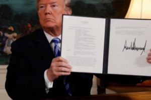Трамп объявил о выходе США из ядерного соглашения с Ираном
