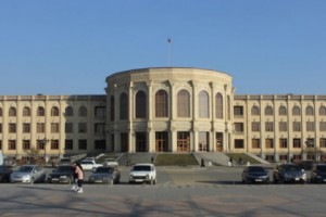 В мэрии Гюмри обсуждается вопрос выражения вотума недоверия мэру