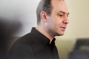 Ցմահ դատապարտյալ Մհեր Ենոքյանը դարձավ իրավագետ. Հայաստանում առաջին 
նախադեպն է (տեսանյութ)