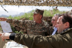 Министры обороны и ИД посетили юго-западную пограничную зону
