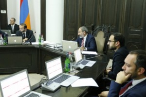 Состоялось внеочередное заседание правительства РА
