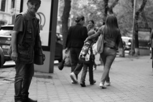 Yerevan’s “Grandpa Candy”: “Nikol promised to erect my statue on Amiryan Street”
