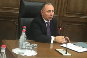 Министр о договоре с Группой компаний “Ташир”: “Будет выгоднее, если эта организация 
останется государственной”