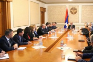 Խորհրդակցություն կառավարության անդամների եւ պետական այլ մարմինների ղեկավարների մասնակցությամբ