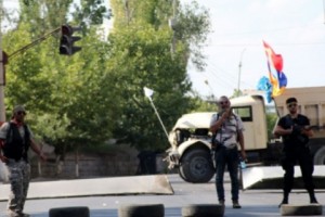 Sasna Dzrer No Longer Deems "Armed Revolt" Necessary; Ready to Support Pashinyan's Government