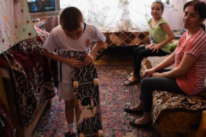 Armineh, Mother of Two Minors: “It’s necessary to walk with optimism”