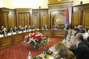 Премьер-министр принял представителей государств-членов ОБСЕ
