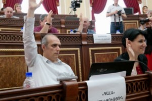Gyumri Municipal Council  Strips Ex-Presidents Kocharyan and Sargsyan of "Honorary Citizen" Title