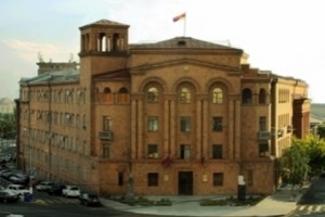 Ոստիկանները խուզարկություն են կատարել «ԵԿՄ Ավան» տարածքային բաժանմունքում
