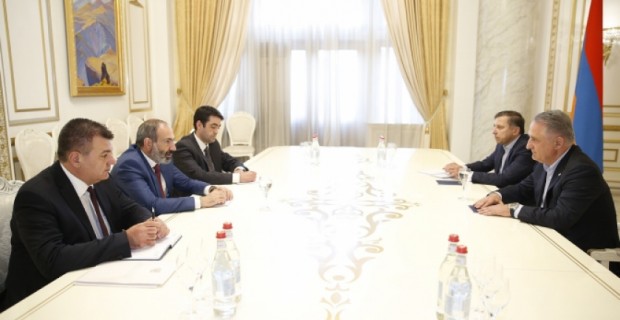 Վարչապետն ընդունել է «Արմենիա» ավիաընկերության նախագահ Թամազ Գաիաշվիլիին