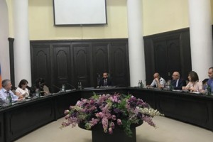 Ընտրական օրենսգրքի բարեփոխումների քննարկման սեղանին երկու տարբերակ է