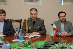 Պաշտպանության նախարարն ընդունել է Հայաստանում Իրանի դեսպանին