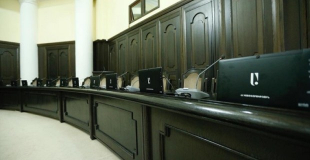 Փաշինյանն առաջարկում է, որ խորհրդարանը ևս հայկական արտադրության 
համակարգիչներ 
ձեռք բերի