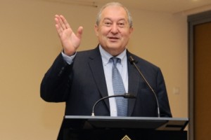 Արմեն Սարգսյանը մասնակցել է Միջազգային և անվտանգության հարցերի հայկական ինստիտուտի Երիտասարդական ֆորումին
