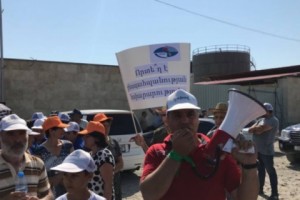Yeghvard Residents Protest Against Planned Oil Reprocessing Plant