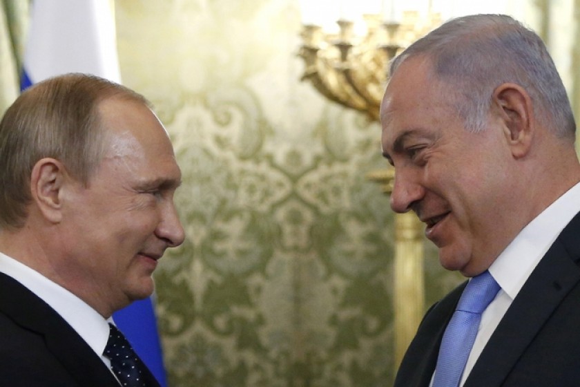 Нетаньяху заявил Путину об «успешно сбитом» около Сирии беспилотнике

