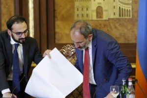 Վարչապետը հանձնարարել է վերանայել Սևանա լճի շրջակայքում տարածքներ վարձակալած օբյեկտների պայմանագրերը