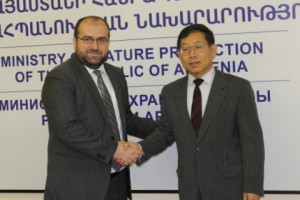 Չինաստանի դեսպանի հետ քննարկվել են բնապահպանության ոլորտում համագործակցության 
հեռանկարները
