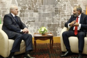Премьер-министр Пашинян провел телефонный разговор с президентом Беларуси Александром 
Лукашенко
