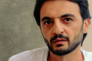 Բալկոնում Բաբկեն Չոբանյանն է
