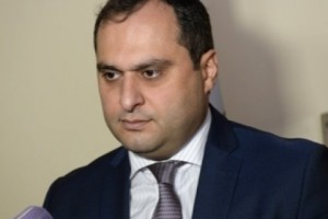 Փաստաբանների պալատը կարող է առաջարկել քրեականացնել փաստաբանին իր մասնագիտական գործունեությունն իրականացնելու առնչությամբ վիրավորելու արարքը