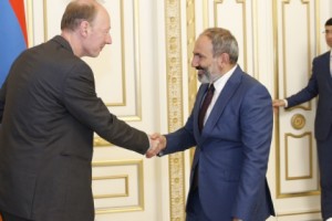 Վարչապետն ընդունել է Եվրոպական խորհրդարանի պատգամավոր Մարտին Զոնեբորնին
