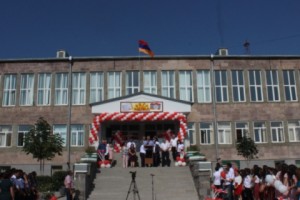 Հիմնովին նորոգվել է Նոյեմբերյանի ավագ դպրոցը