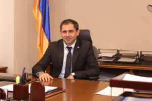Սուրեն Պապիկյան. «Ունենք ուռճացված համակարգ. կառավարությունը ստիպված է 
գնալ ցավոտ կրճատումների»