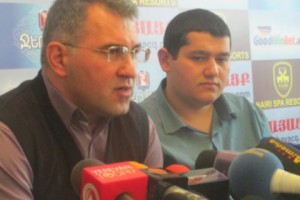 Yerevan Police Detain One Heritage Party Member and One Supporter for Attempted Graffiti
