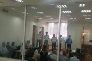 ՊՊԾ գնդի գրավման գործով տուժող ոստիկանը տեղյակ չէ՝ ինչ հանգամանքներում են 
սպանվել 
ոստիկանները
