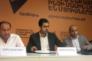 Փաստաբանները պնդում են, որ Ռոբերտ Քոչարյանը ՀՔԾ եւ ԱԱԾ պետերի 
խոսակցությունների գաղտնալսման հետ կապ չունի