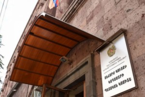 Կադաստրի կոմիտեն ծառայողական մեքենաների կեսից ավելին պետությանն է վերադարձնում