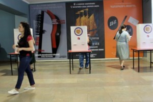 «Իմ քայլը» դաշինքի վստահված անձ. «Նույն հասցեում անծանոթ մարդիկ կան 
գրանցված»