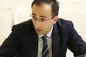 «Առաջարկ նախարարին». ընթերցողներին պատասխանում է առողջապահության նախարար Արսեն Թորոսյանը