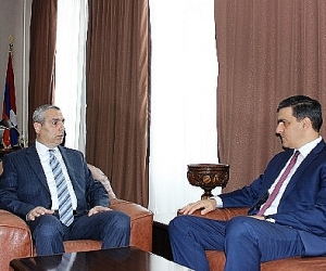 Արցախի արտգործնախարարն ընդունել է Արման Թաթոյանին