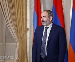 Pashinyan Says Government Must Maintain Work Ethic in Run-Up to December Parliamentary Elections