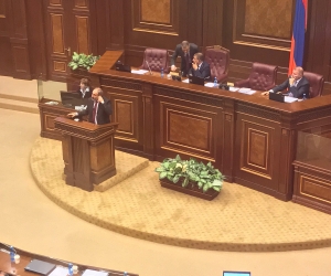 Խոշոր կաշառքի դեպքով պատգամավոր է կալանավորվելու, «որն իր թելերով տանելու է ուրիշ բարձրաստիճան պաշտոնյաների հետևից»
