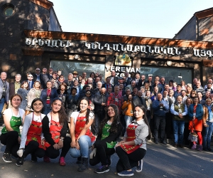 «ԵԱՌԱԶԱ» կոնֆերանսի մասնակիցները շրջայց կատարեցին Երևանի կենդանաբանական այգում