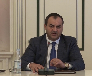 Գլխավոր դատախազ Արթուր Դավթյանը մասնակցում է Ռոբերտ Քոչարյանի կալանքի գործով նիստին