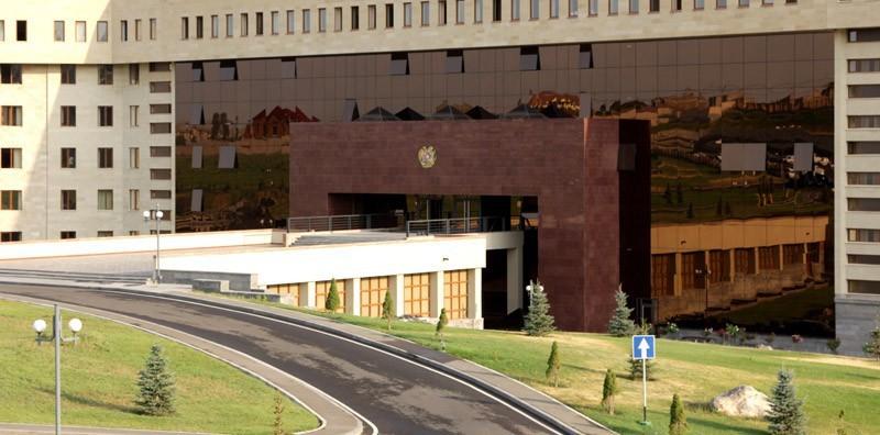 Աշխատանք Զինված ուժերում