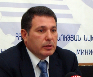Գլխավոր դատախազը պատգամավոր Արամ Հարությունյանի նկատմամբ քրեական հետապնդում հարուցելու և նրան ազատությունից զրկելու միջնորդություն է ներկայացրել