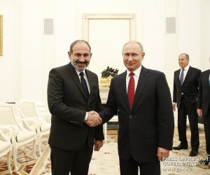 Pashinyan and Putin Meet in Moscow; Promise to Work Towards Greater Bilateral Cooperation