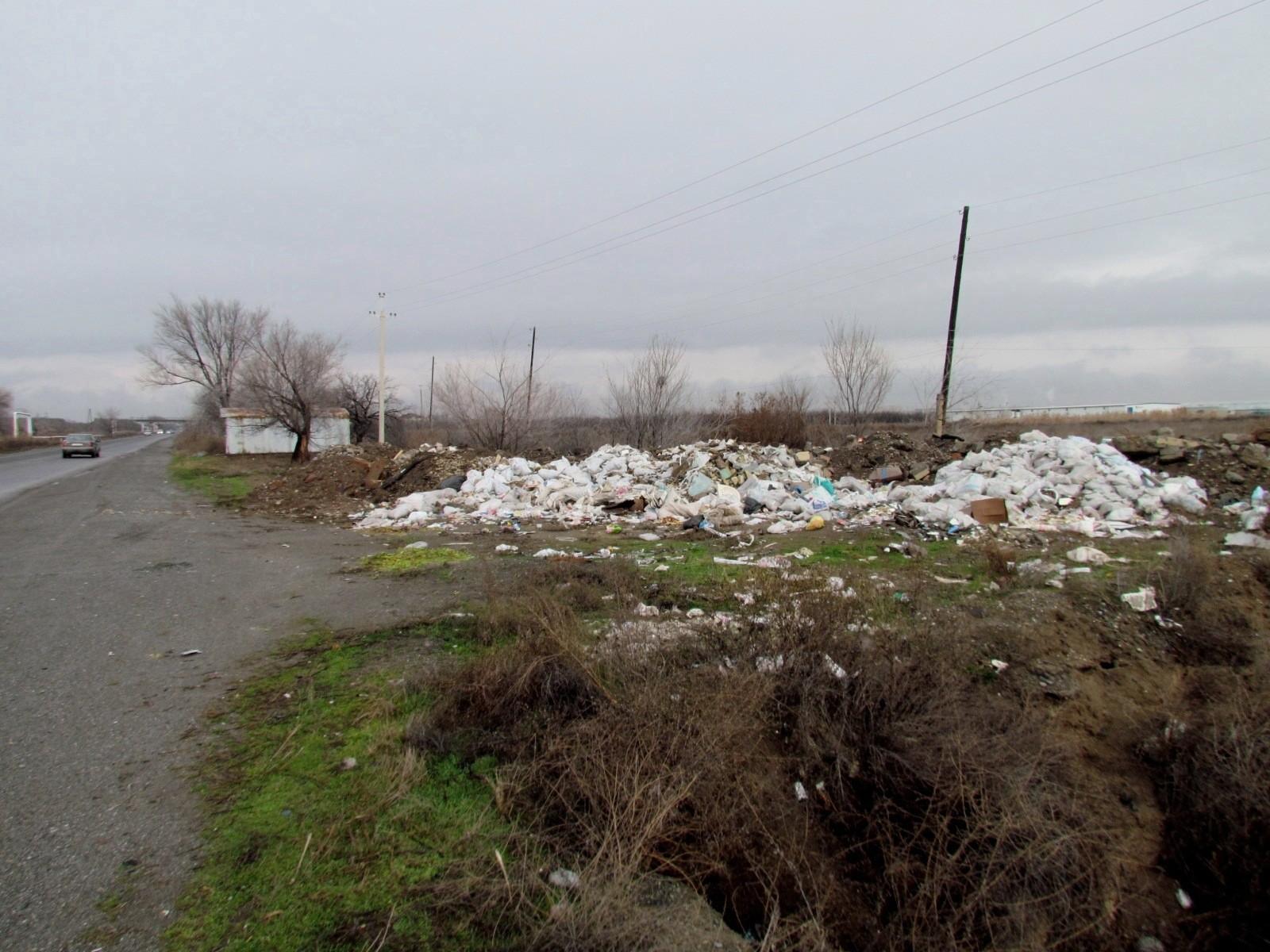 Armavir’s Reoccurring Garbage Problem: Waiting for the Snow to Cover It Up