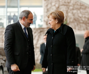 Pashinyan and Merkel Meet in Berlin; Discuss Greater Armenian-German Cooperation