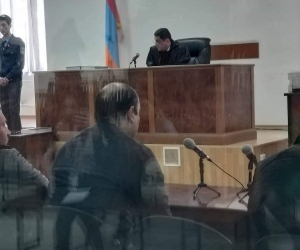 ՊՊԾ գնդի գրավման գործով ցուցմունք տվեցին վիրավորված ոստիկանը և գնդի հրամանատարի անձնակազմի գծով տեղակալը