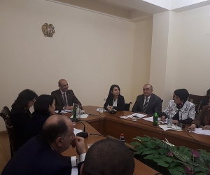 Ուսանողները պետպատվերի շրջանակում օրդինատուրա ընդունվելիս պարտավորվում են ավարտելուց հետո հինգ տարի աշխատել մարզում
