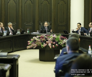 Ն․ Փաշինյան․ «Մենք պետք է շատ սուր հարցերն ուղիղ քննարկենք հանրության հետ՝ բաց, անկեղծ մթնոլորտում»