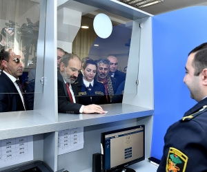 Премьер-министр Пашинян ознакомился с деятельностью подразделений КГД