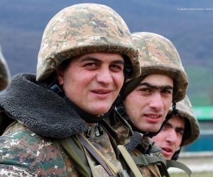 Պաշտպանության բանակ (լուսանկարներ)